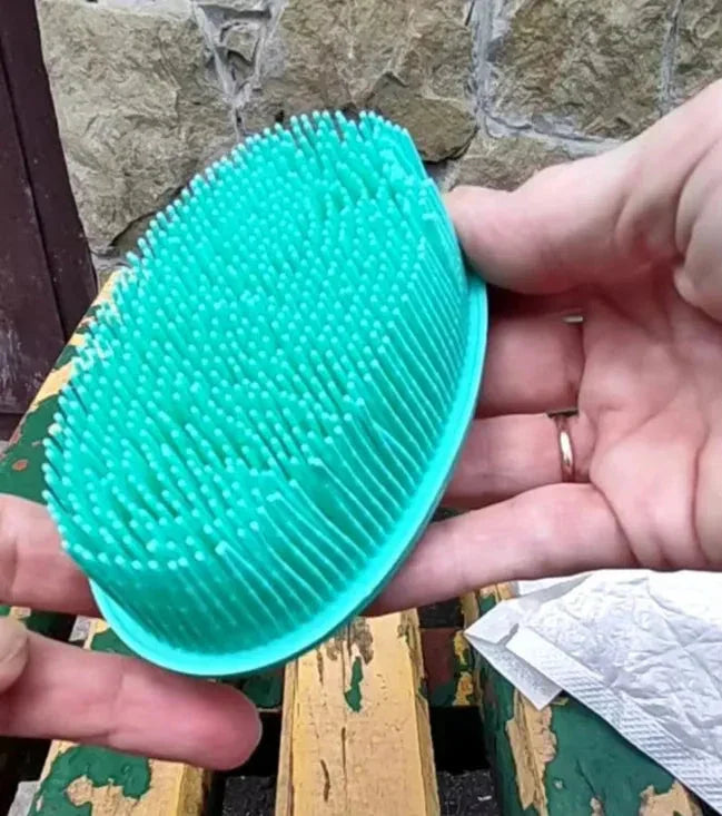 Cepillo de masaje para mascotas con cerdas suaves, ideal para el cuidado y bienestar de perros y gatos
